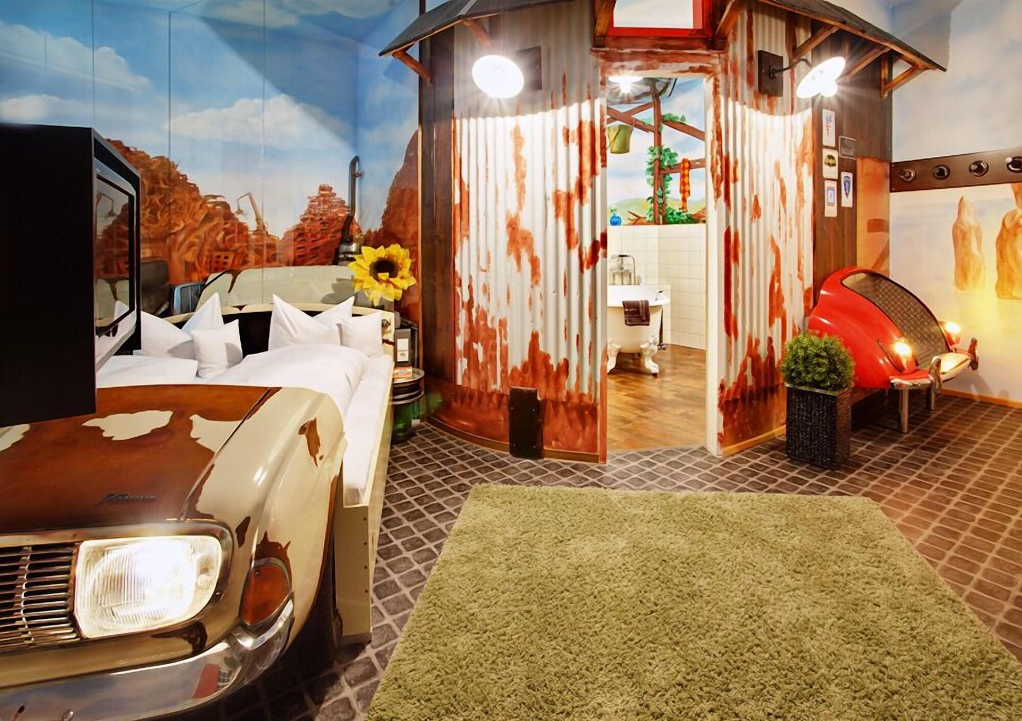 V8 Hotel Classic Motorworld Region Stuttgart 뵈브링엔 외부 사진