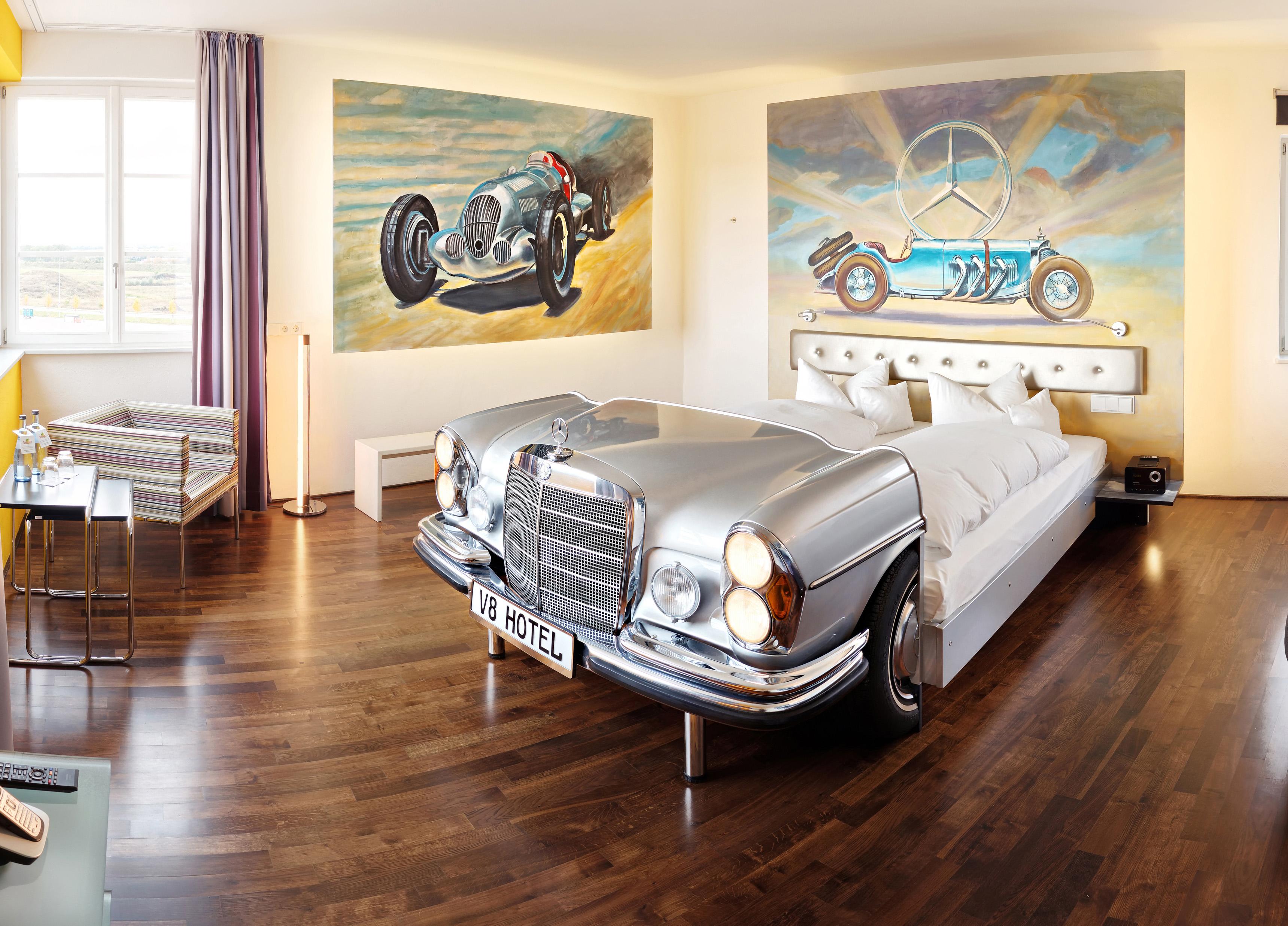 V8 Hotel Classic Motorworld Region Stuttgart 뵈브링엔 외부 사진