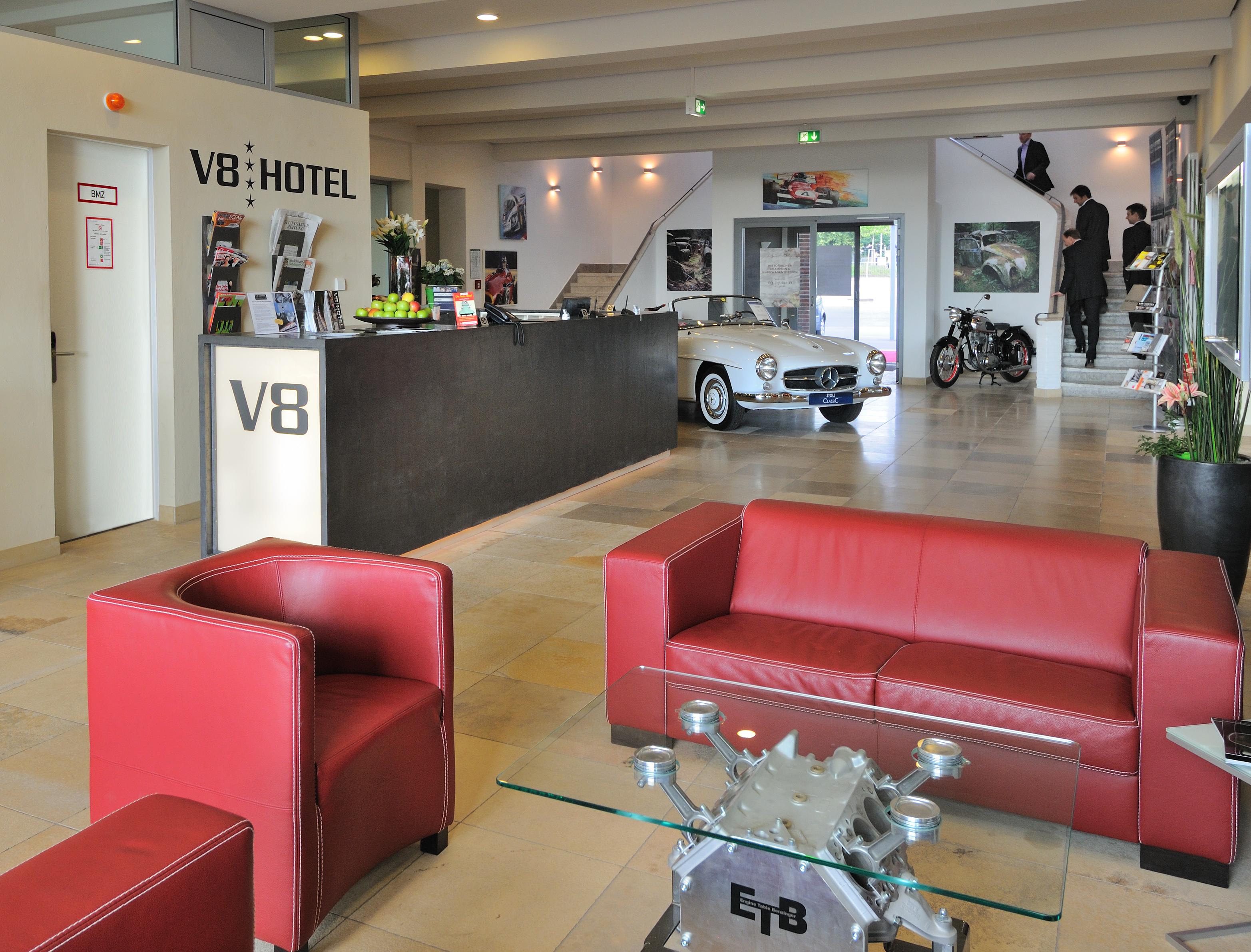 V8 Hotel Classic Motorworld Region Stuttgart 뵈브링엔 외부 사진